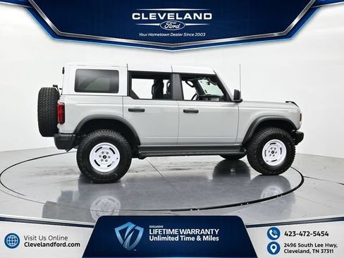 New 2026 Ford Bronco Heritage Edition AWD/4WD image 2