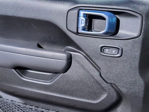 New 2026 Jeep Gladiator Sport image 16