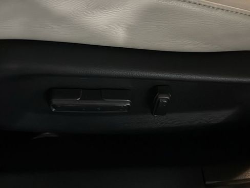 Used 2019 Honda Insight Touring image 21