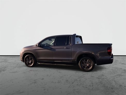 Used 2020 Honda Ridgeline Sport image 5
