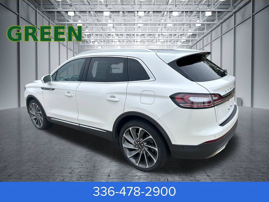 Certified 2023 Lincoln Nautilus Reserve w/ Equipment Group 201A AWD/4WD image 3
