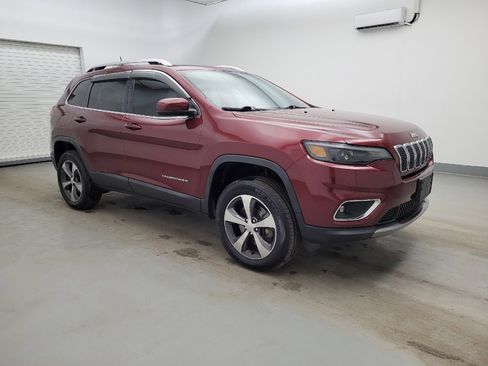 Used 2019 Jeep Cherokee Limited image 11