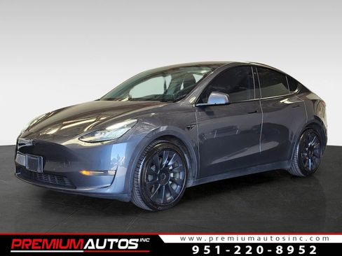 Used 2020 Tesla Model Y Long Range AWD/4WD image 1