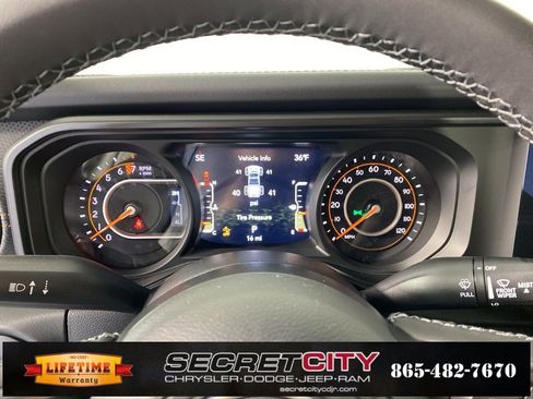 New 2026 Jeep Gladiator Mojave image 18