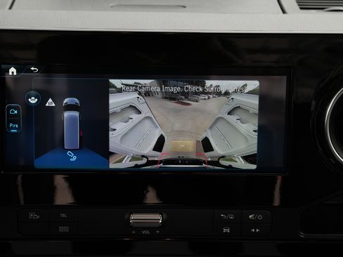 New 2025 Mercedes-Benz Sprinter 2500 image 24