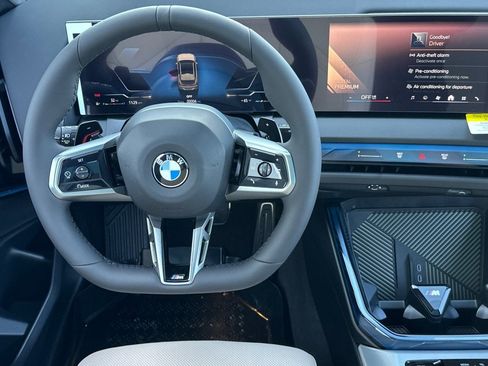 Used 2026 BMW X3 xDrive30 w/ M Sport Package image 25