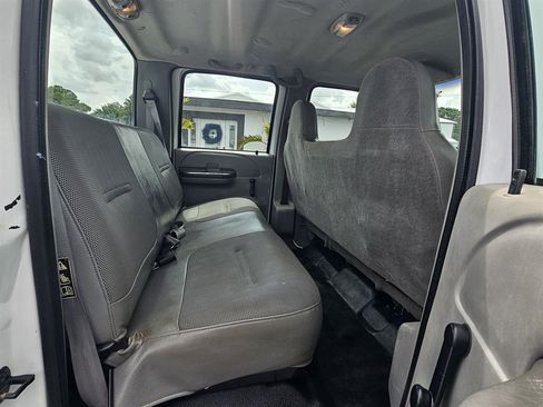 Used 2002 Ford F250 XL AWD/4WD image 14