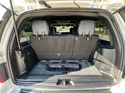 Used 2017 Ford Expedition Limited image 10