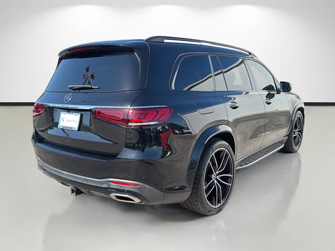 Used 2021 Mercedes-Benz GLS 580 4MATIC image 3