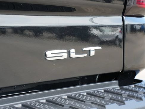 Used 2025 GMC Sierra 1500 SLT RWD image 17