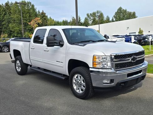 Used 2012 Chevrolet Silverado 2500 LTZ w/ LTZ Plus Package AWD/4WD image 7