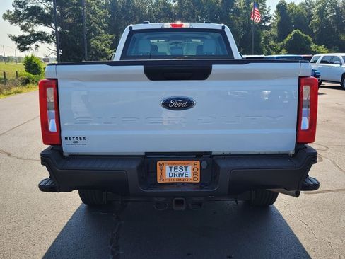 Used 2024 Ford F250 XL AWD/4WD image 9