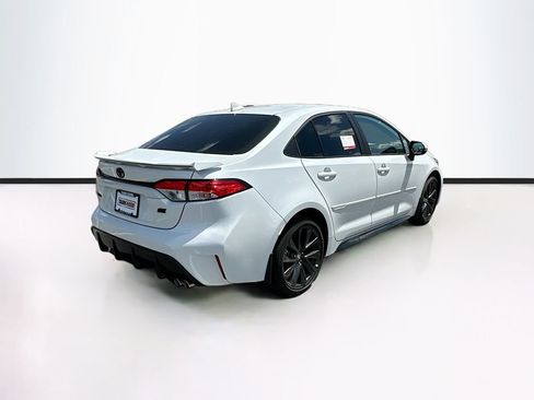Used 2025 Toyota Corolla SE w/ Convenience Package FWD image 10
