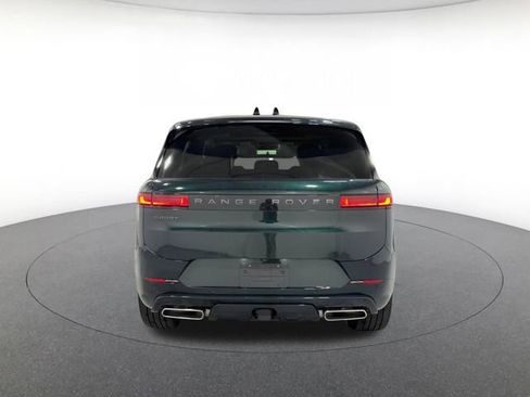 New 2026 Land Rover Range Rover Sport Dynamic SE AWD/4WD image 4