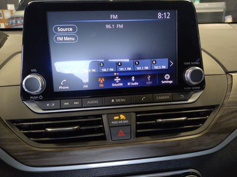 Used 2023 Nissan Altima 2.5 SV FWD image 25