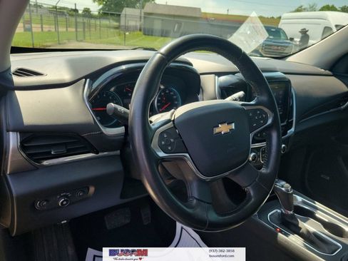 Used 2020 Chevrolet Traverse LT w/ LT Premium Package AWD/4WD image 18