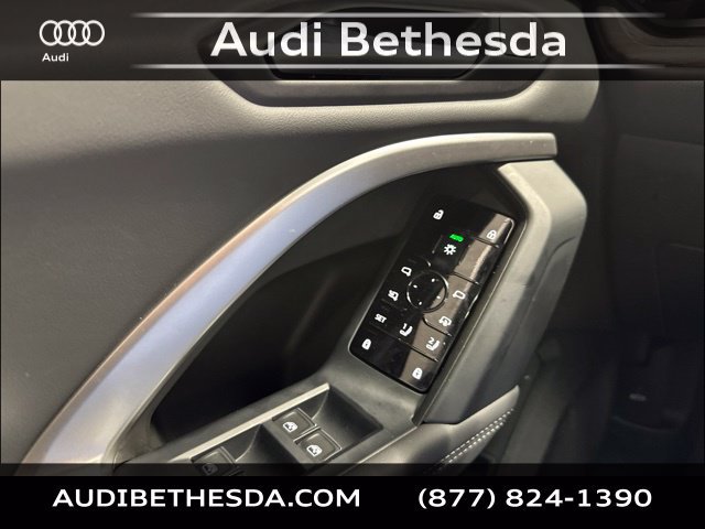 Certified 2025 Audi Q5 Premium w/ Convenience Package AWD/4WD image 15