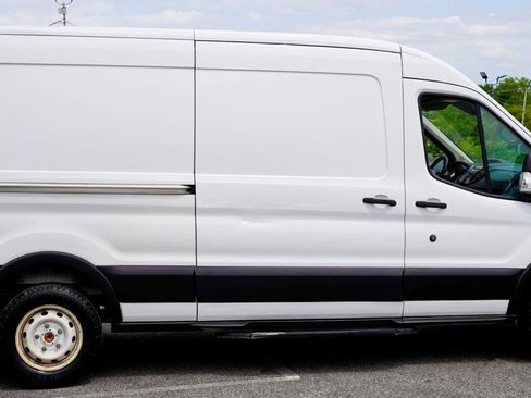 Used 2019 Ford Transit 150 148 Medium Roof RWD image 7