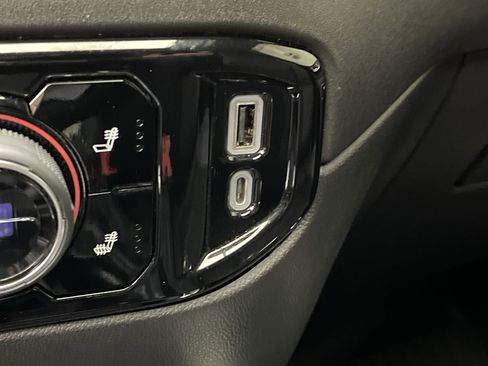 Certified 2022 Chevrolet Silverado 1500 RST w/ All Star Edition Plus AWD/4WD image 27