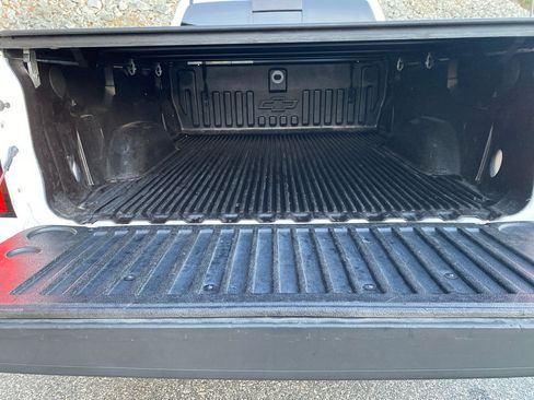 Used 2018 Chevrolet Silverado 1500 LT w/ All Star Edition image 32