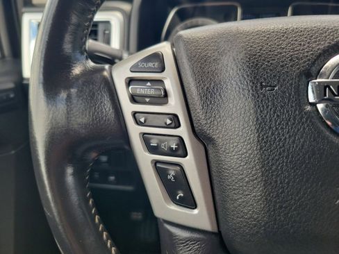 Used 2019 Nissan Titan PRO-4X w/ Pro-4x Convenience Package AWD/4WD image 27