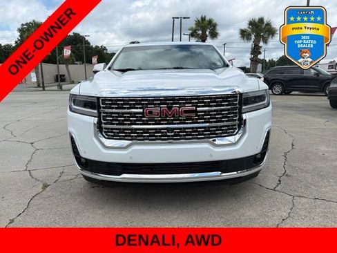 Used 2023 GMC Acadia Denali w/ Denali Ultimate Package AWD/4WD image 2