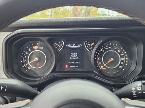 Used 2024 Jeep Wrangler Sport S image 12