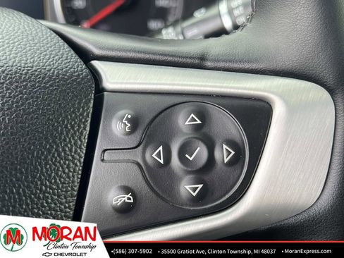 Certified 2023 GMC Acadia SLT w/ Preferred Package image 27