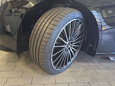 Certified 2025 Mercedes-Benz C 300 Sedan image 35