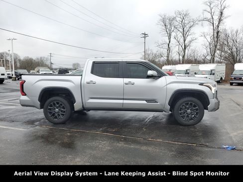 Used 2024 Toyota Tundra Platinum image 3