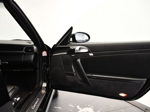 Used 2008 Porsche 911 Carrera 4 image 36