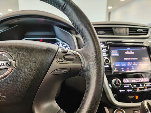 Used 2020 Nissan Murano SL w/ Moonroof Package AWD/4WD image 13