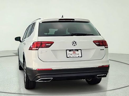 Used 2020 Volkswagen Tiguan SEL w/ 3rd Row Seat Package AWD/4WD image 5