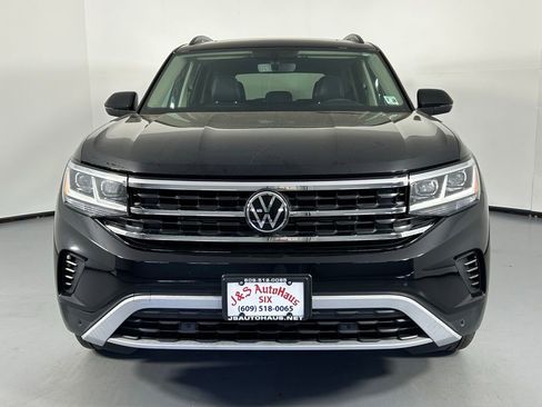 Used 2023 Volkswagen Atlas SE w/ Panoramic Sunroof Package AWD/4WD image 2