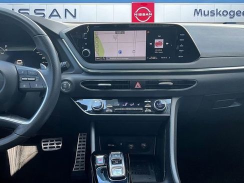 Used 2023 Hyundai Sonata SEL Plus image 9