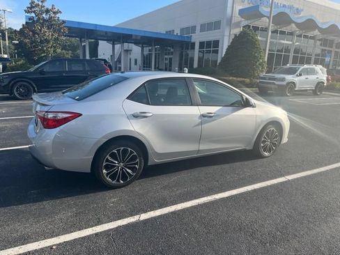 Used 2015 Toyota Corolla S w/ Driver Convenience Package FWD image 5
