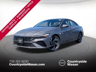 Used 2025 Hyundai Elantra SEL video 1