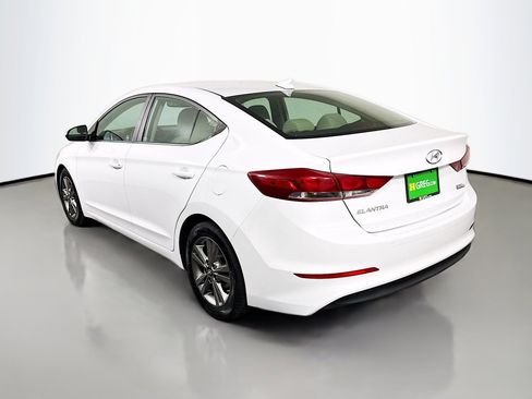 Used 2018 Hyundai Elantra SEL image 7