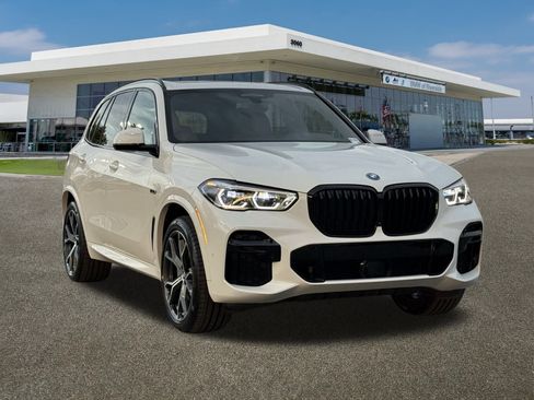 Certified 2023 BMW X5 xDrive45e w/ Executive Package image 2