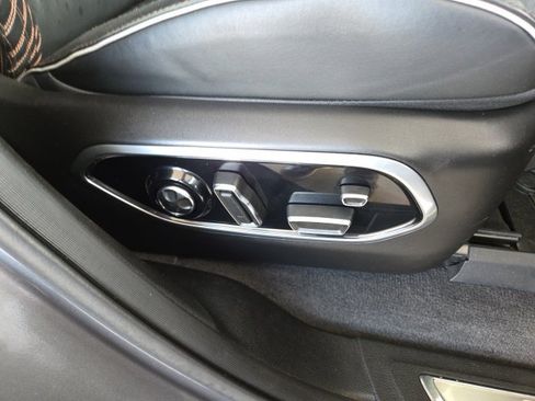 Used 2022 Jeep Grand Cherokee Summit AWD/4WD image 59