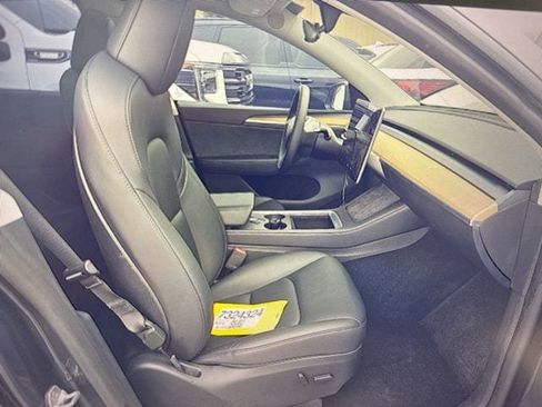 Used 2024 Tesla Model Y Long Range image 12