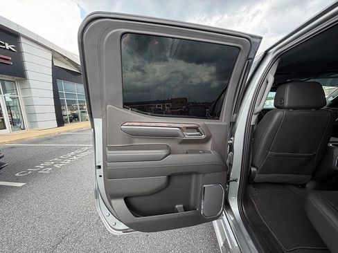 Used 2024 GMC Sierra 1500 SLT w/ SLT Premium Plus Package AWD/4WD image 17