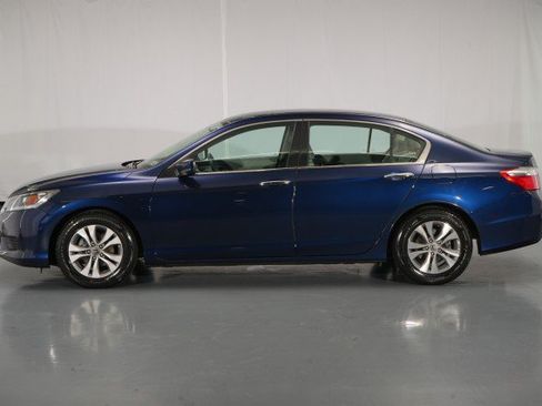 Used 2015 Honda Accord LX image 2