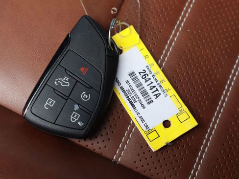 Certified 2025 GMC Sierra 2500 Denali Ultimate image 37