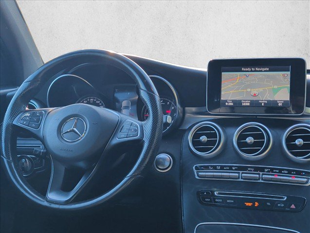 Used 2018 Mercedes-Benz GLC 300 4MATIC image 23