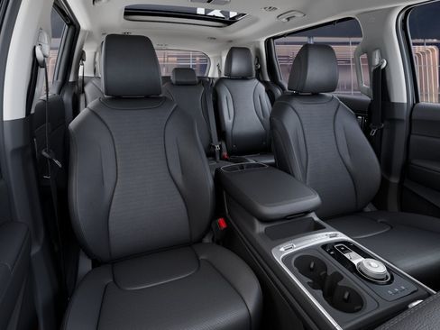 New 2027 Kia Carnival SX Prestige FWD image 15