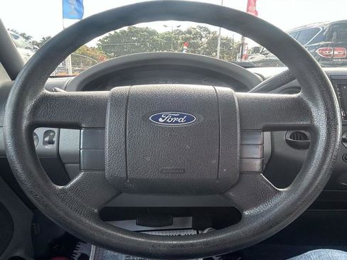 Used 2005 Ford F150 STX RWD image 14