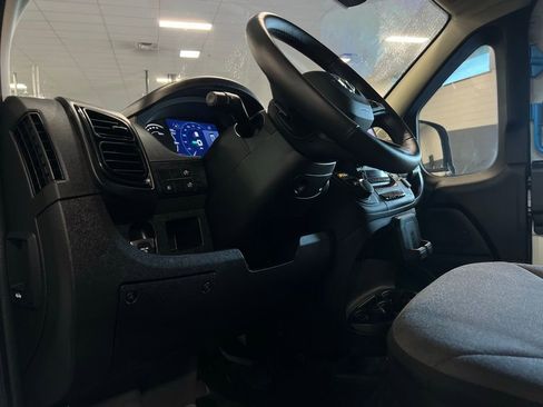 Used 2024 RAM ProMaster 3500 w/ Delivery Van Package image 21