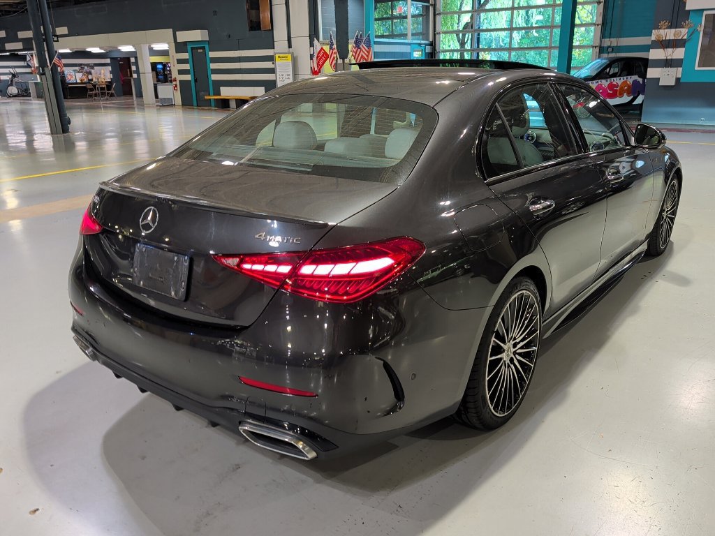 Used 2023 Mercedes-Benz C 300 4MATIC Sedan image 9