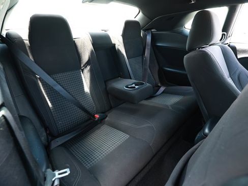 Used 2021 Dodge Challenger SXT RWD image 26